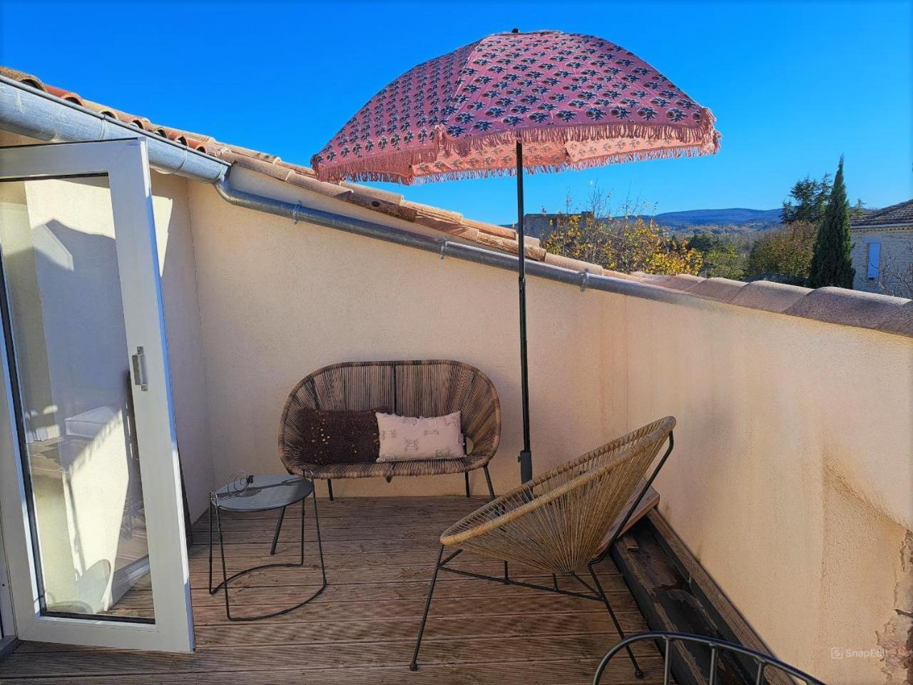 Gites Noulou, Appartementen In Saint-Denis エクステリア 写真